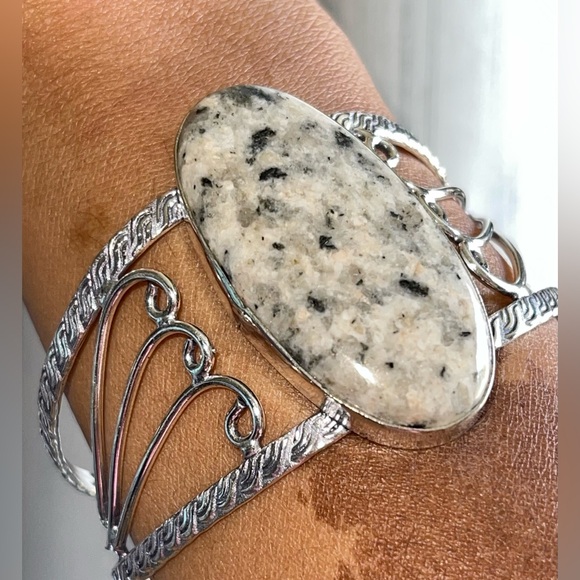 Kiwi Jasper Sesame Stone Cuff Bracelet Adjustable - Picture 4 of 7